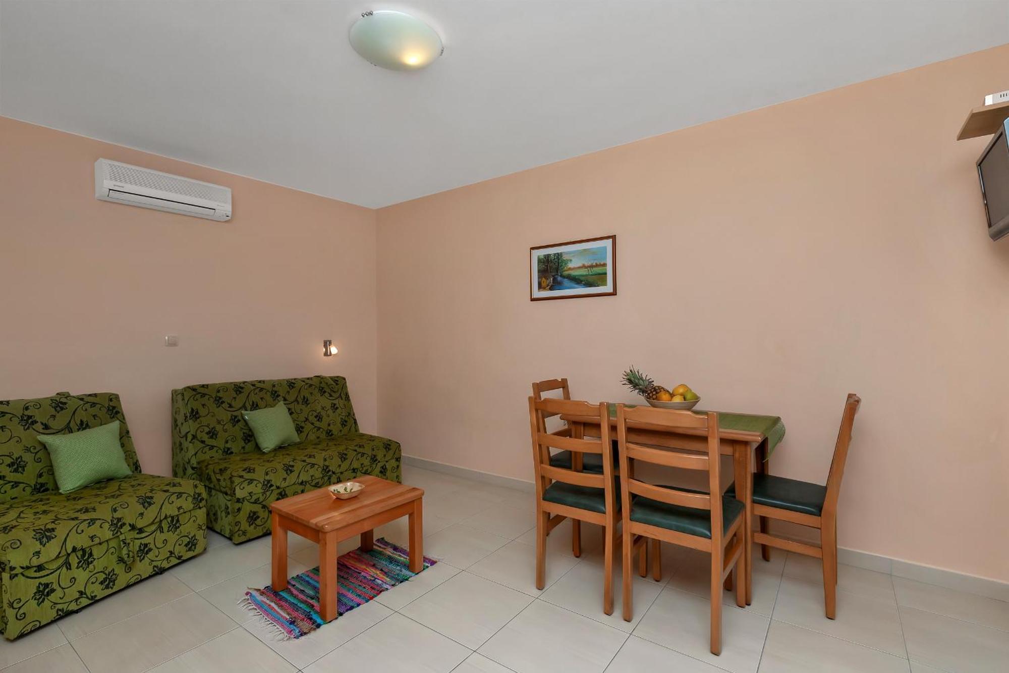 Villa Juric 2 Baška Voda Exterior foto